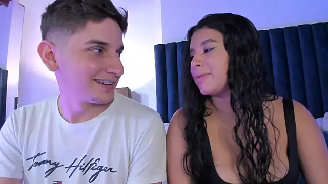 Snapshot of BonnieeAndClyde chatting on 23, 10, 2025 BonnieeAndClyde online show from 23, 10, 2025