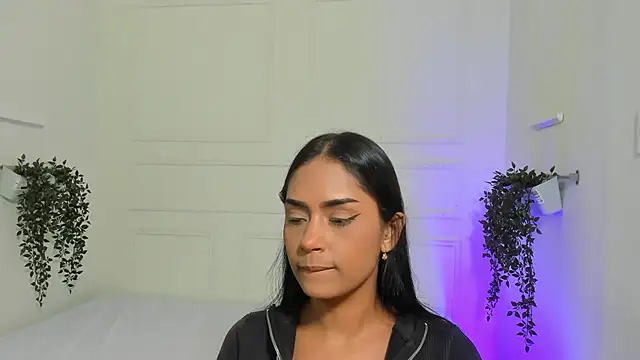 Snapshot of ChloeMoon9 chatting on 14, 3, 2025 ChloeMoon9 online show from 14, 3, 2025