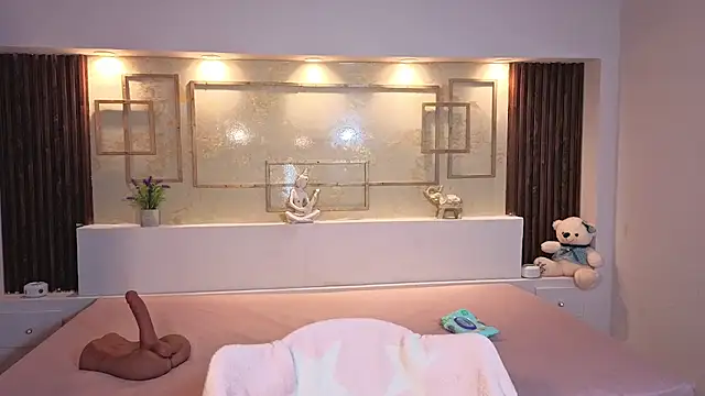 Snapshot of ChloeMoon9 chatting on 2, 11, 2025 ChloeMoon9 online show from 2, 11, 2025