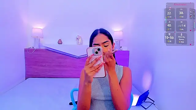 Snapshot of ChloeMoon9 chatting on 2, 12, 2025 ChloeMoon9 online show from 2, 12, 2025