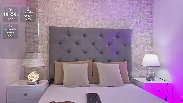 Snapshot of ChloeMoon9 chatting on 19, 2, 2026 ChloeMoon9 online show from 19, 2, 2026