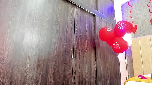 Snapshot of ava-am chatting on 29, 9, 2025 ava-am online show from 29, 9, 2025