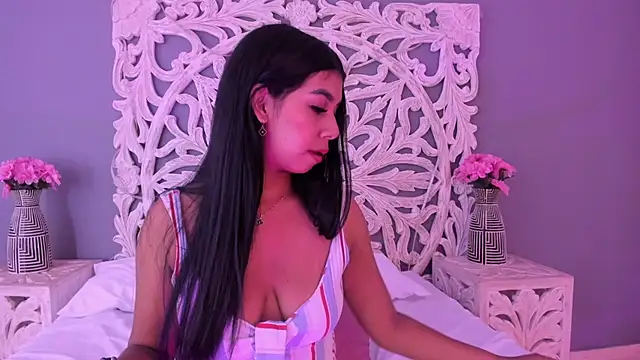 AnnieGibbyns online show from 24, 6, 2026