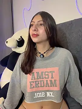 Snapshot of Dirty-Bunnyyy chatting on 8, 6, 2026 Dirty-Bunnyyy online show from 8, 6, 2026
