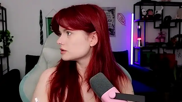 Della Ideal online show from 4, 5, 2026