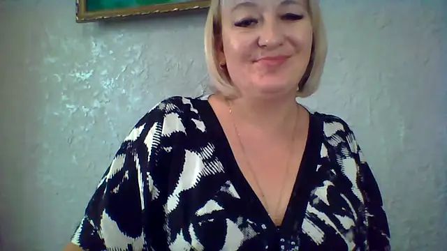 ArielXLoveresss online show from 30, 10, 2025