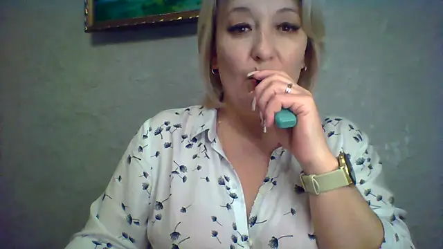 ArielXLoveresss online show from 4, 11, 2025