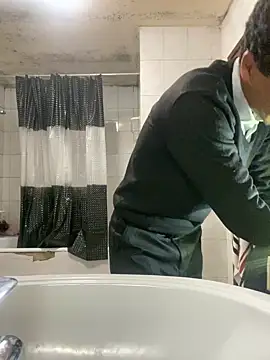 rogerdik76 online show from 10, 2, 2026