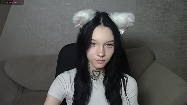 mefwhore online show from 28, 2, 2025