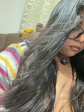 virginbrunette99 online show from 26, 4, 2026