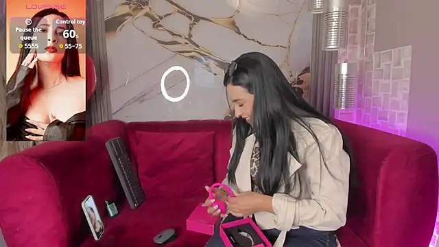 Bella williamss  online show from 29, 11, 2025