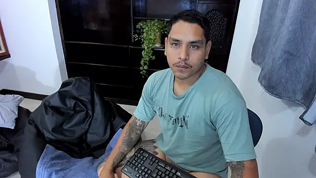 maxflurry  online show from 22, 3, 2025