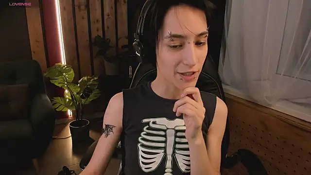 Snapshot of lisbatsyy chatting on 4, 3, 2025 lisbatsyy online show from 4, 3, 2025