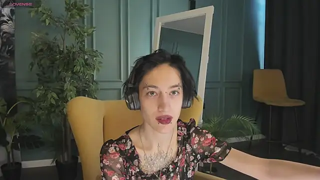 Snapshot of lisbatsyy chatting on 8, 3, 2025 lisbatsyy online show from 8, 3, 2025