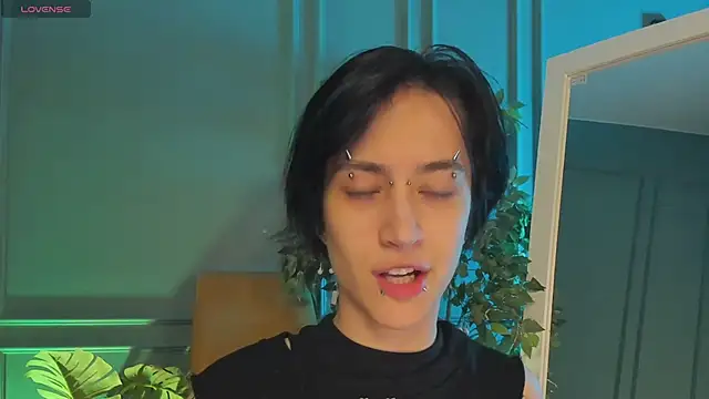 Snapshot of lisbatsyy chatting on 15, 3, 2025 lisbatsyy online show from 15, 3, 2025