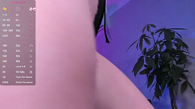 CutiePie69   online show from 25, 9, 2025