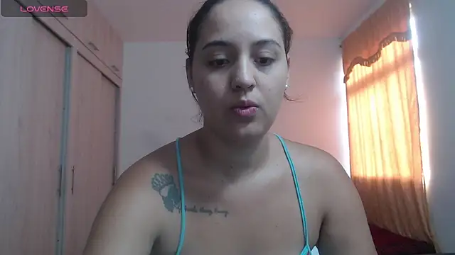 Anthonela Queen online show from 15, 10, 2025