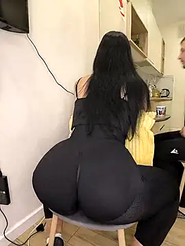  KissMyAss  online show from 1, 5, 2026