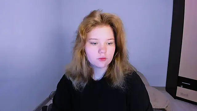 LaseyMoon online show from 13, 11, 2025