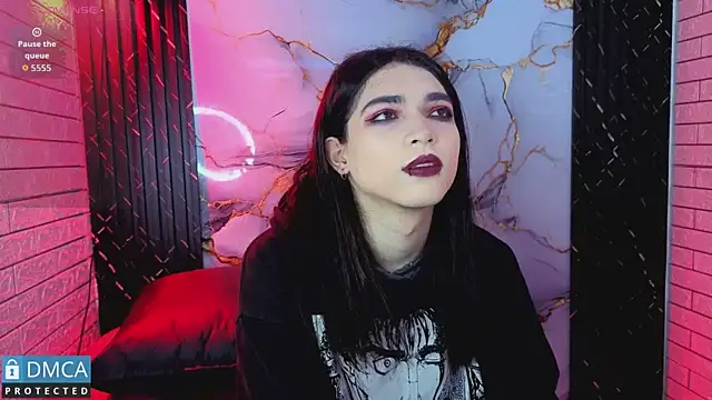 MaeveKuro online show from 6, 7, 2026