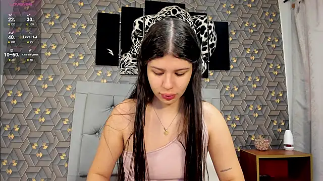 Nicolane Palmer online show from 8, 3, 2025