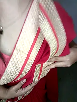 Snapshot of neha_rohan12 chatting on 13, 3, 2025 neha rohan12 online show from 13, 3, 2025