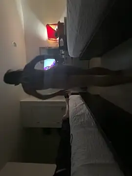 Snapshot of JerseyGem chatting on 16, 11, 2025 JerseyGem online show from 16, 11, 2025