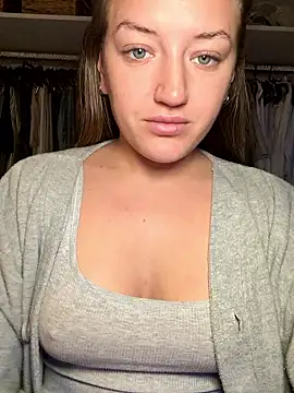 MissMaisiex online show from 12, 1, 2026