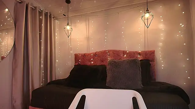 miaoconell online show from 12, 11, 2025