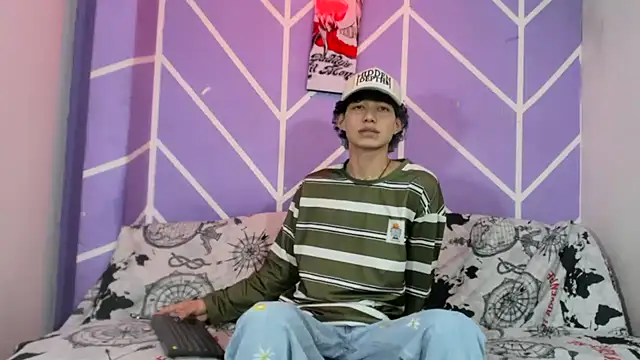 Snapshot of Maxxi_hot23 chatting on 26, 9, 2025 Maxxi hot23 online show from 26, 9, 2025