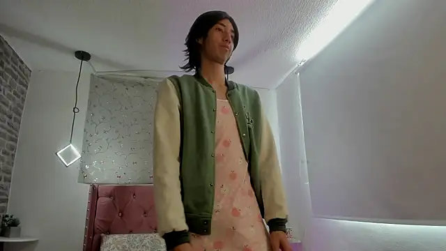 loverisu-coral online show from 1, 3, 2026