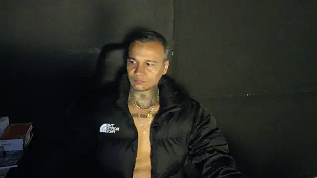 Snapshot of damian_c12 chatting on 8, 3, 2026 damian c12 online show from 8, 3, 2026