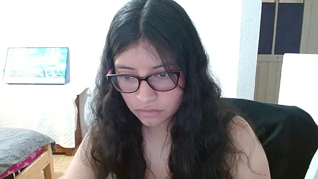 Snapshot of saralo__ chatting on 27, 3, 2026 saralo online show from 27, 3, 2026