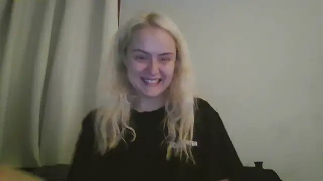 sluttypumpkin online show from 16, 7, 2026