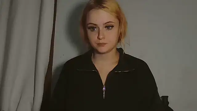 sluttypumpkin online show from 30, 7, 2026