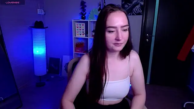 LinaFlawless online show from 4, 3, 2025