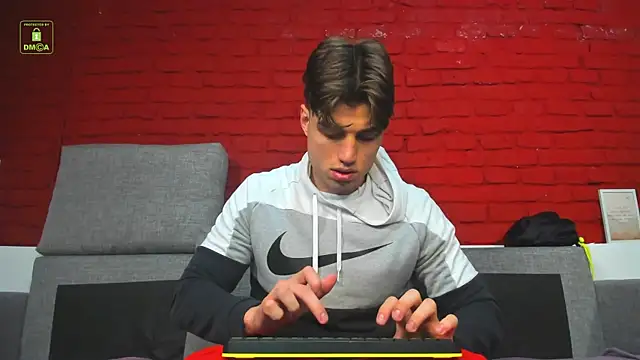 Kyle Baker online show from 14, 5, 2026