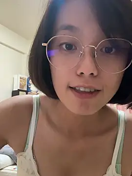 ladypaggy online show from 13, 7, 2026