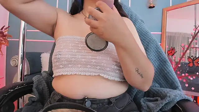 TaraTaylorr online show from 25, 6, 2026