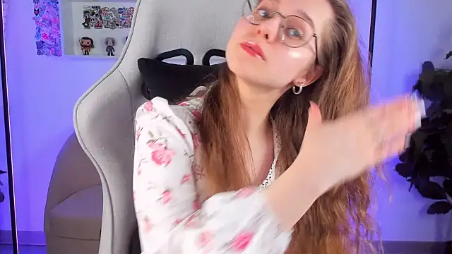 Snapshot of RileyMimicho chatting on 3, 3, 2025 RileyMimicho online show from 3, 3, 2025