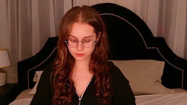 Snapshot of RileyMimicho chatting on 27, 9, 2025 RileyMimicho online show from 27, 9, 2025