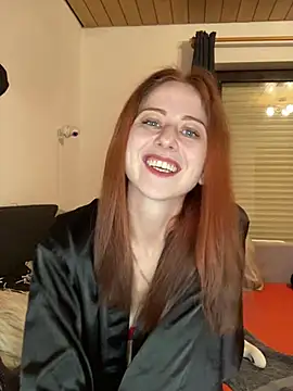 SweetSeraphine online show from 5, 3, 2025