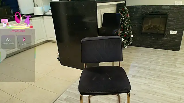 Layla- online show from 9, 1, 2026