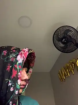 Snapshot of chillcol chatting on 19, 3, 2025 chillcol online show from 19, 3, 2025