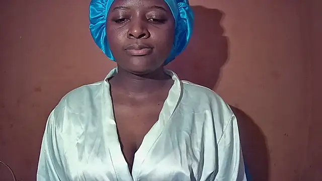 sexyhips2001 online show from 24, 9, 2025