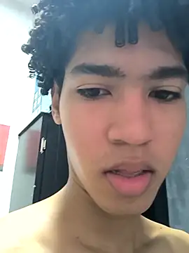 Snapshot of Thony444 chatting on 4, 3, 2025 Thony444 online show from 4, 3, 2025