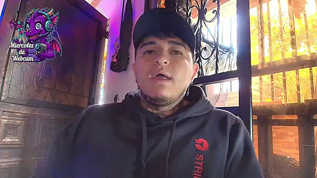 Snapshot of Strip_Classes_Col chatting on 1, 10, 2025 Strip Classes Col online show from 1, 10, 2025