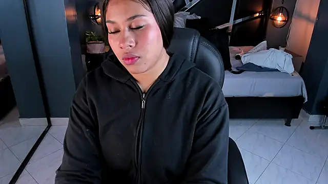 Melissa 23  online show from 24, 11, 2025