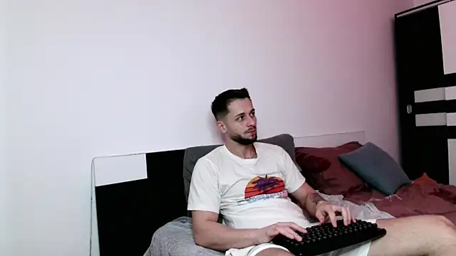 Snapshot of nicholasX1 chatting on 18, 3, 2025 nicholasX1 online show from 18, 3, 2025