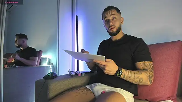 nicholasX1 online show from 8, 5, 2026